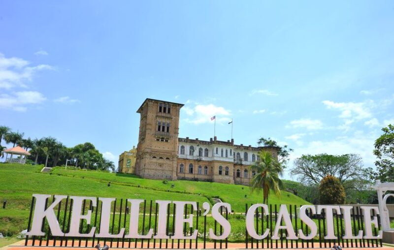 kellies castle visit during kuala lumpur to ipoh tour