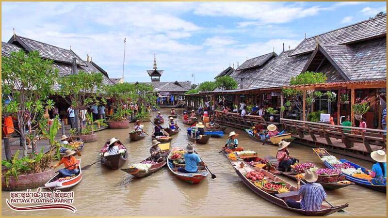 with the pattaya floating market tour ticket you can see how the traditional market in thai operates