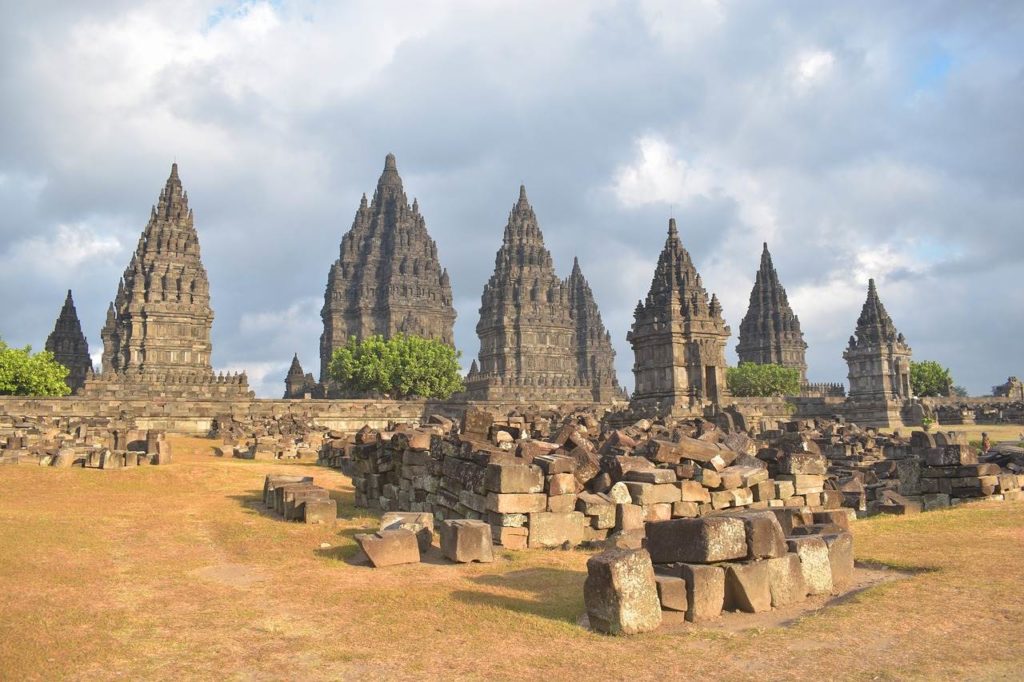 the ancient prambanan temple in yogjakarta that you can see during a tour in indonesia