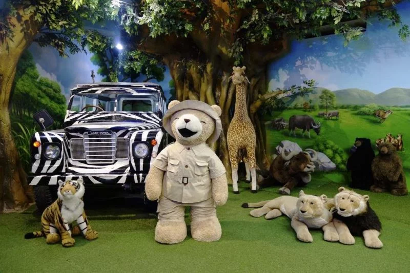 with the teddy bear museum ticket pattaya you'll be surrounded by teddy bears like this