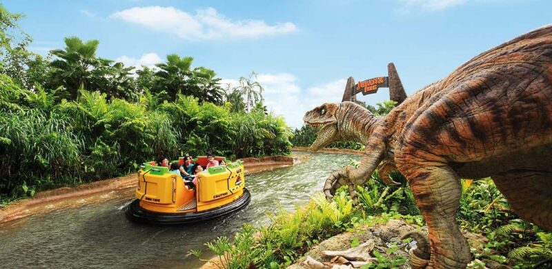 the uss spore ride includes water and wet ride like this one