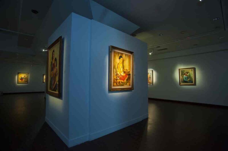 national visual art gallery