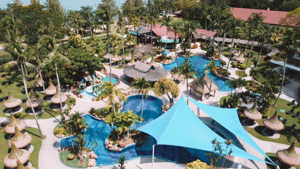 the golden sands is the best hotel in batu ferringhi penang for kids