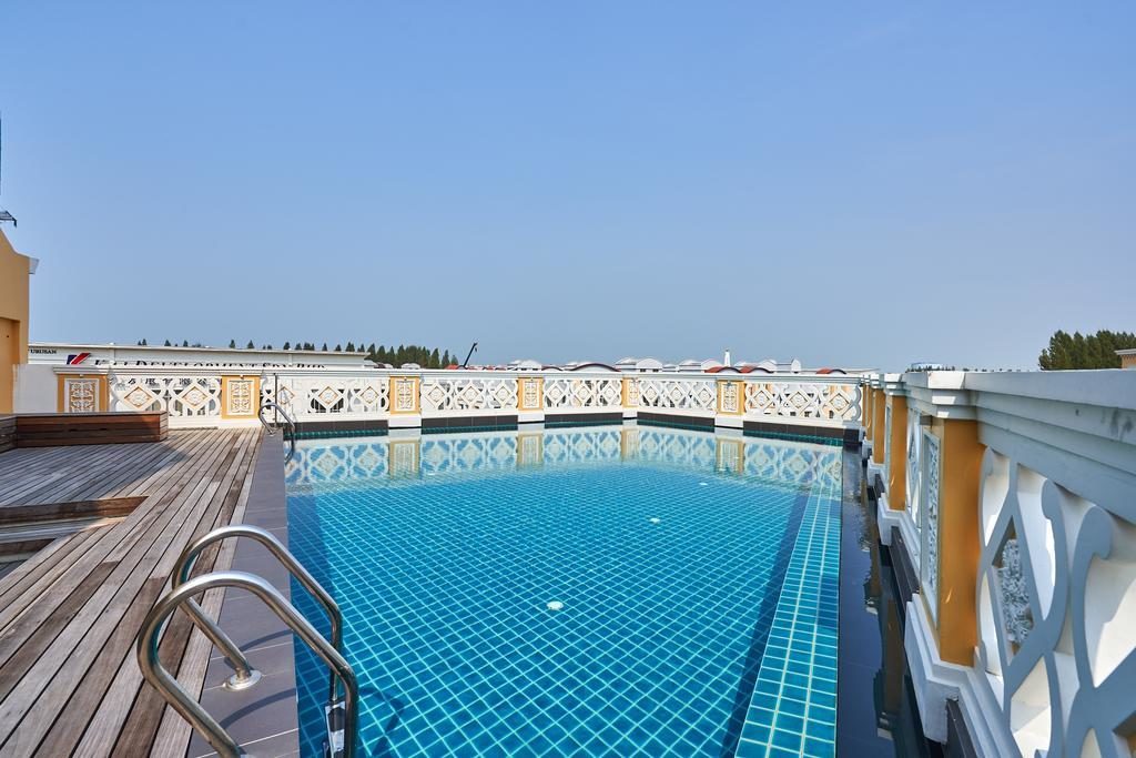 rooftop pool for kids at this malacca hotel
